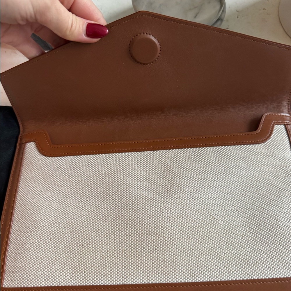 Saint Laurent Tan Leather Clutch - Picture 3 of 16